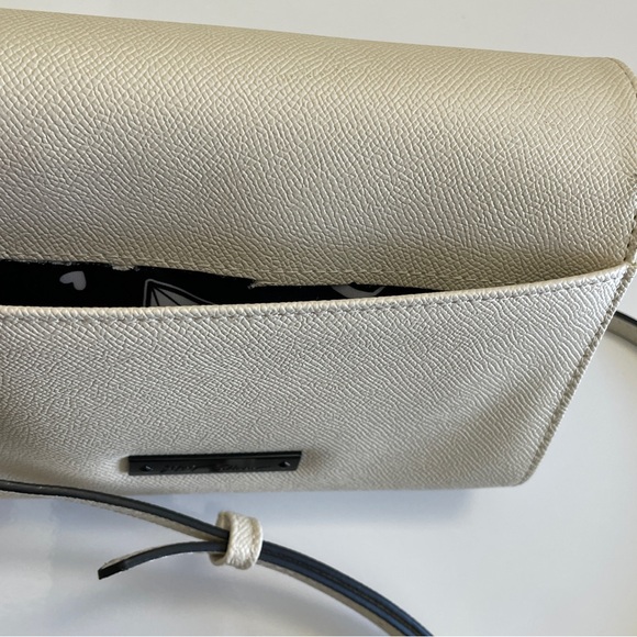 NWT Betsey Johnson XO Sybil Spiders & Bats Crossbody | Chalk - Picture 6 of 11